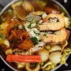 Best Kimchi Dumpling Hot Pot in Miami, FL